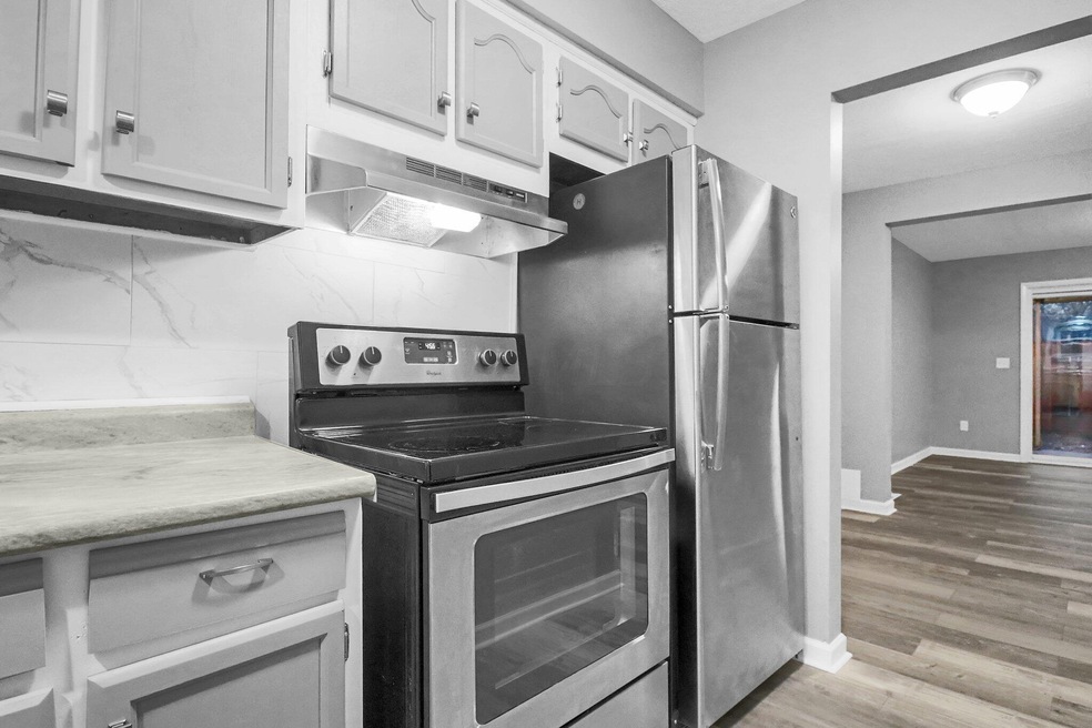 8-web-or-mls-1319-woodbrook-ln