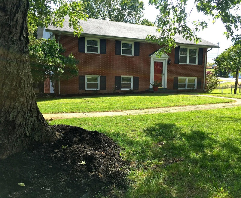 102 Horseshoe Dr, Shelbyville, TN 37160 - photo 1