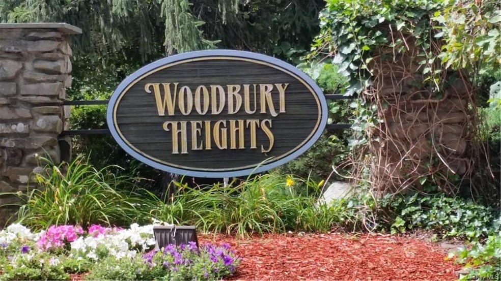 1405 Honey Locust Ct, Highland Mills, NY 10930 - photo 1