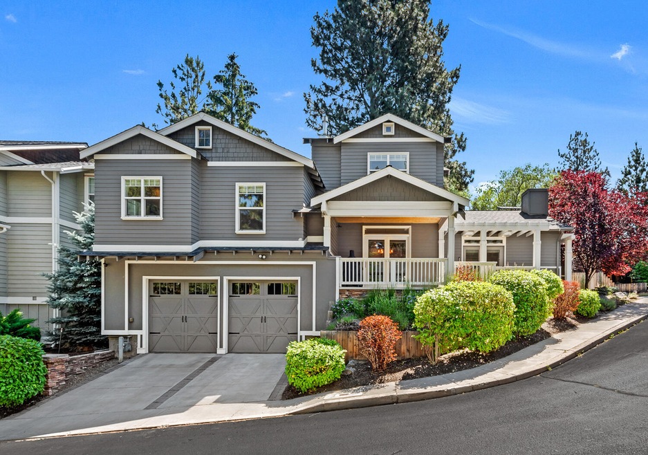 1818 NE Berg Way, Bend, OR 97701 - photo 1