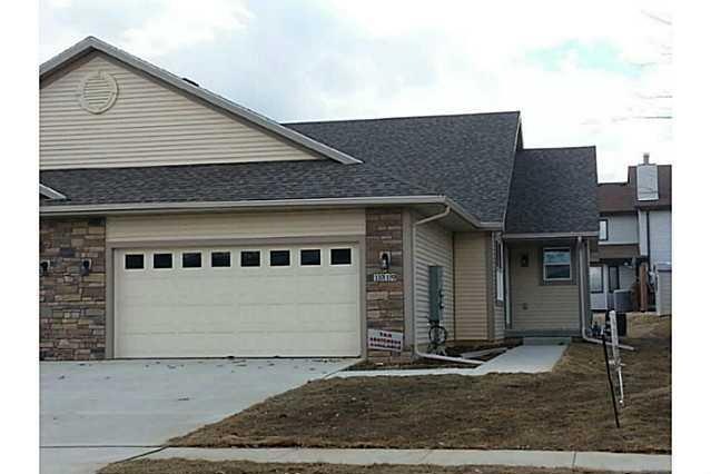 1019 W 16th St S, Newton, IA 50208 - photo 1