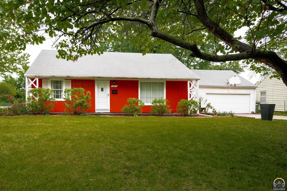 4100 SW Munson Ave, Topeka, KS 66604 - photo 1