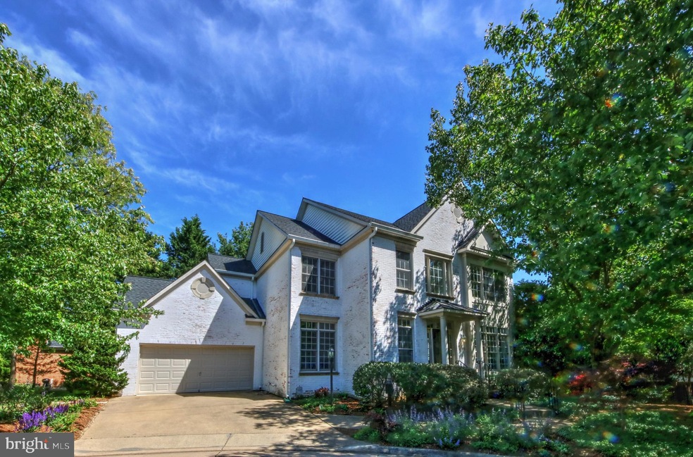 7961 Blitz Ct, Dunn Loring, VA 22027 - photo 1