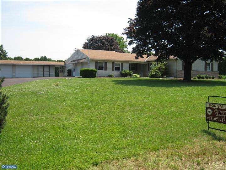 5 S Valley View Rd, Line Lexington, PA 18932 - photo 1