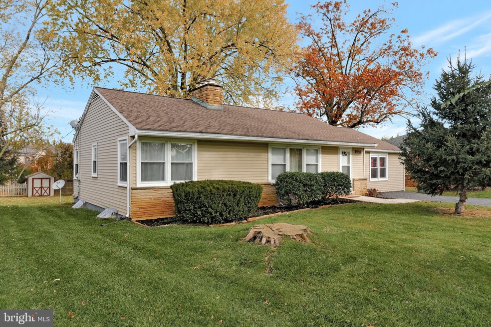 18720 Rolling Rd, Hagerstown, MD 21742 - photo 1