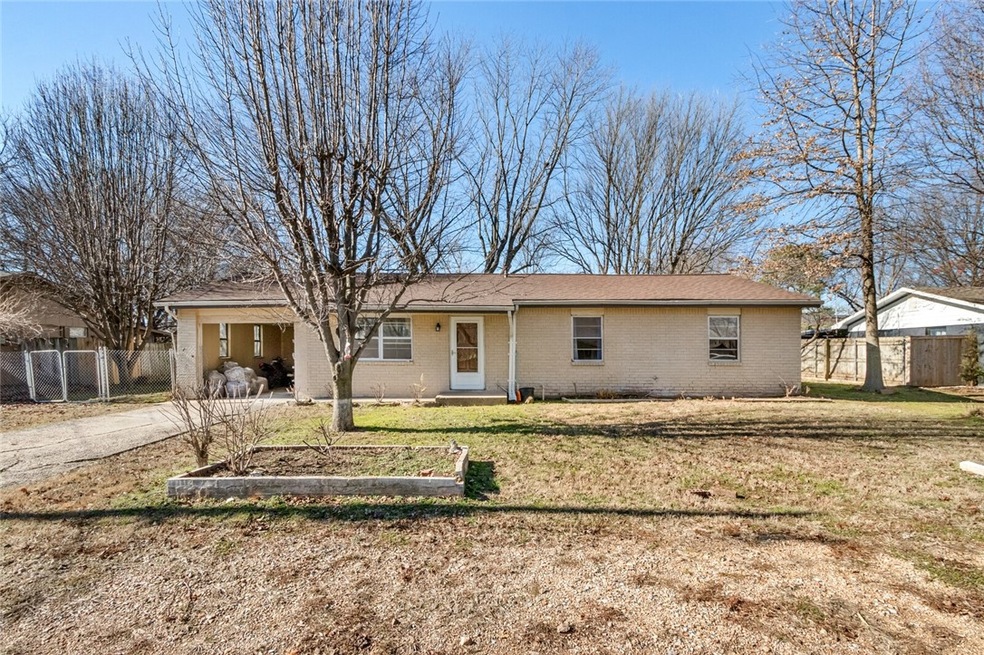 Investment property in heart of Downtown Bentonville, The Mountain Biking Capital of the World!