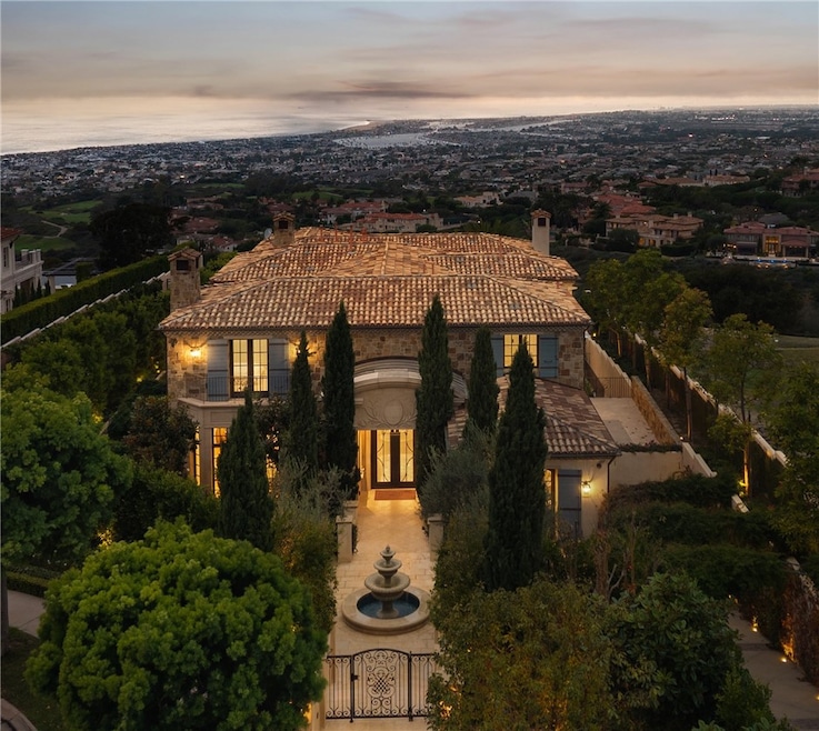 9 Pelican Crest Dr, Newport Beach, CA 92657 - photo 1