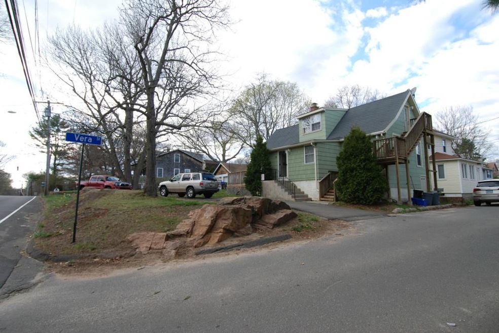 65A Short Beach Rd, East Haven, CT 06512 - photo 1