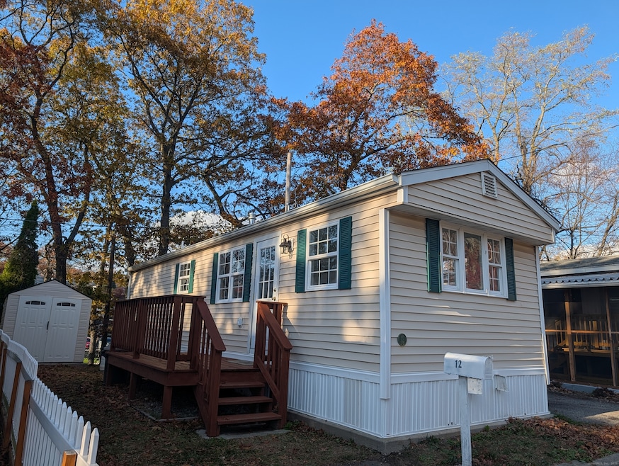 12 Horseshoe Dr, Shelton, CT 06484 - photo 1