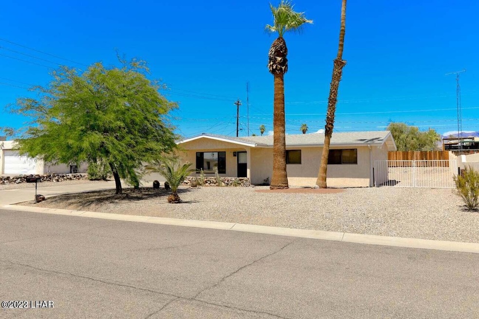 132 Sunflower Dr, Lake Havasu City, AZ 86403 - photo 1