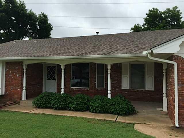 2516 NW 115th Place, Oklahoma City, OK 73120 - photo 1