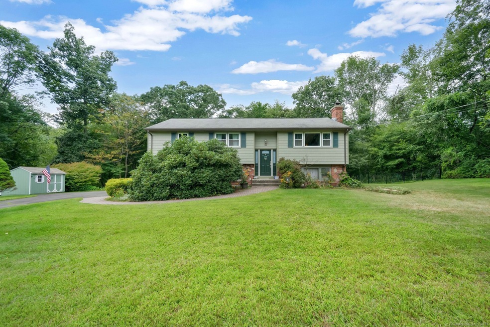 100 Fieldstone Ln, Coventry, CT 06238 - photo 1