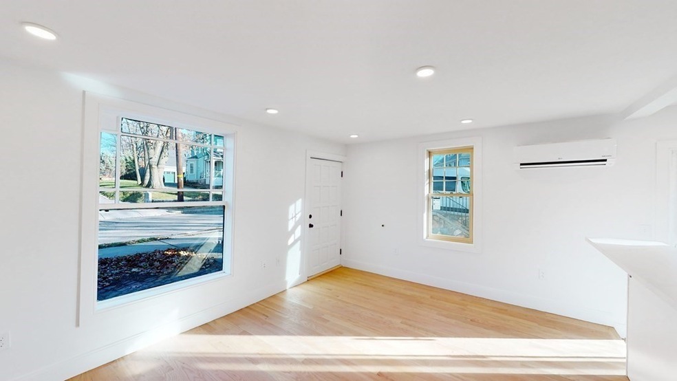 44-46 High St unit 2, Newton, MA 02464 - photo 1