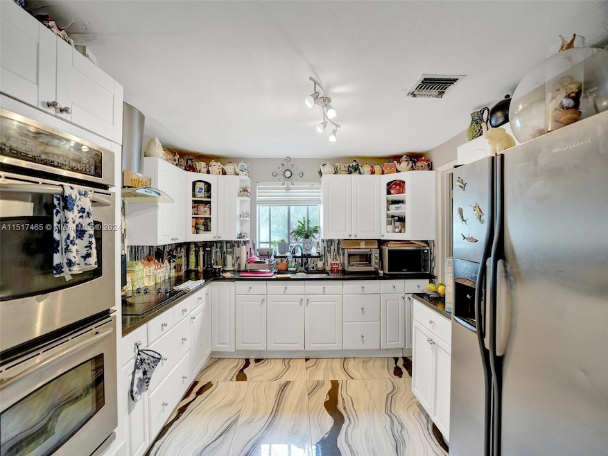 Sold $615,000 • Co-Listing Agent