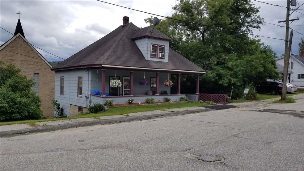 616 4th Ave, Berlin, NH 03570 - photo 1