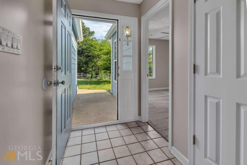 508 Bluff Ct, Woodstock, GA 30188 - photo 1