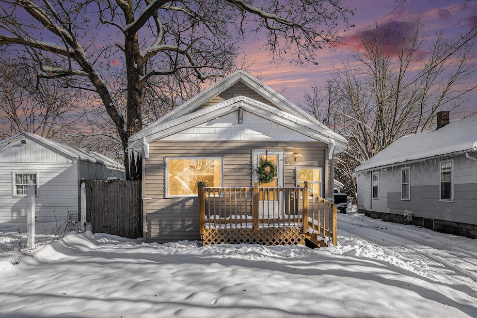 514 Fenimore Ave, Kalamazoo, MI 49048 - photo 1