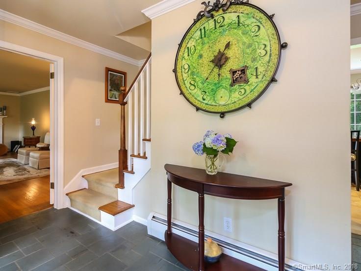 8 Snowberry Ln, Wilton, CT 06897 - photo 1