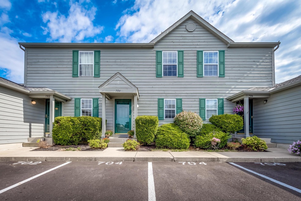 704 Parkgrove Way-1