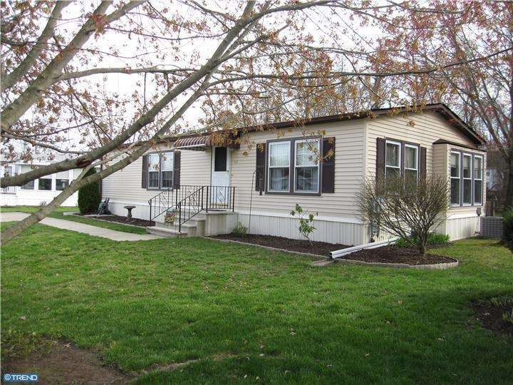 544 Ivy Ct, Mount Laurel, NJ 08054 - photo 1