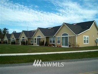 1726 Edwards Dr unit 14, Point Roberts, WA 98281 - photo 1