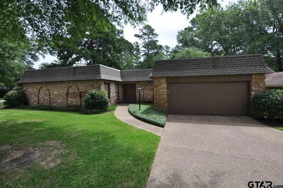 4718 4718 Chad Dr, Tyler, TX 75703 - photo 1