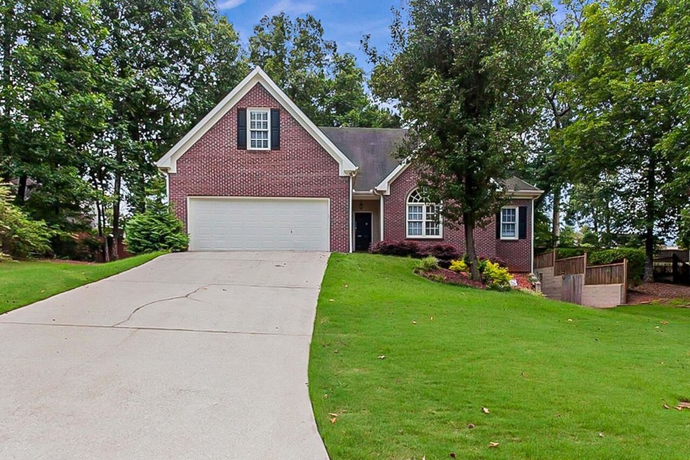 2385 Cobble Creek Ln, Grayson, GA 30017 - photo 1