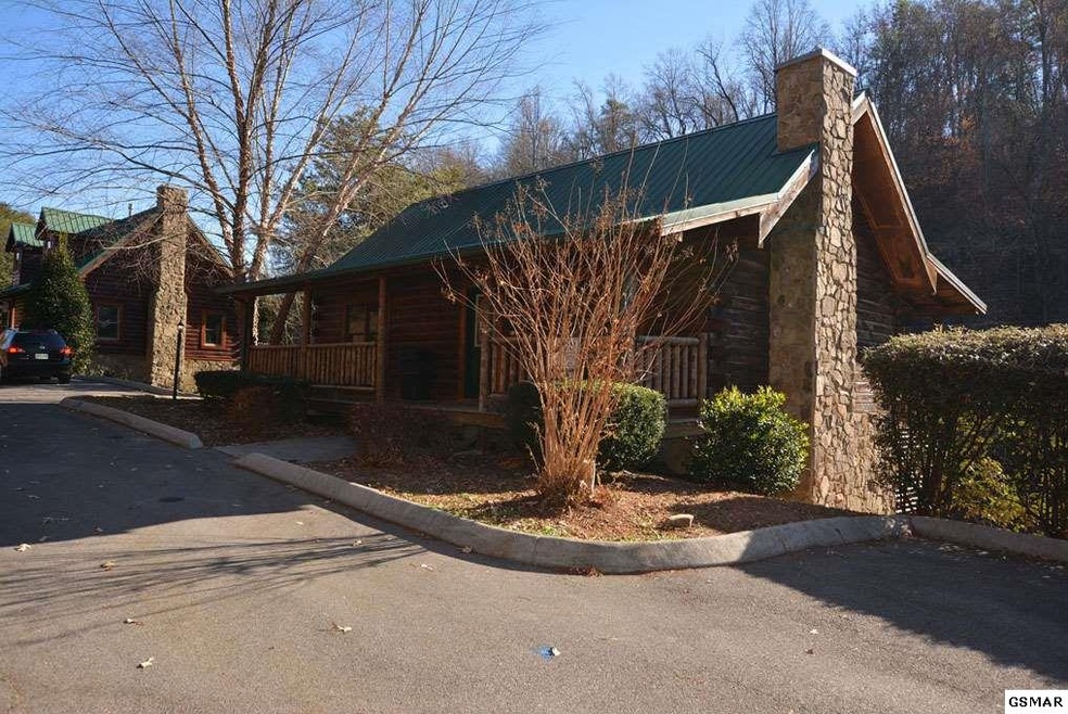 1616 Little Cabin Loop, Sevierville, TN 37862 - photo 1