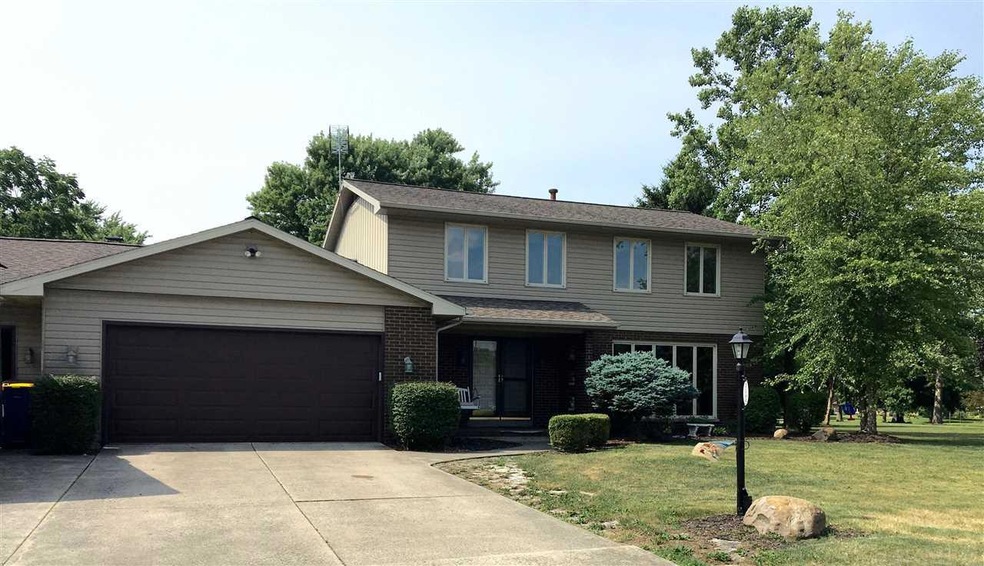 1105 Summit Ave, Bluffton, IN 46714 - photo 1