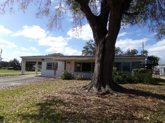 422 Walter Ave, Frostproof, FL 33843 - photo 1