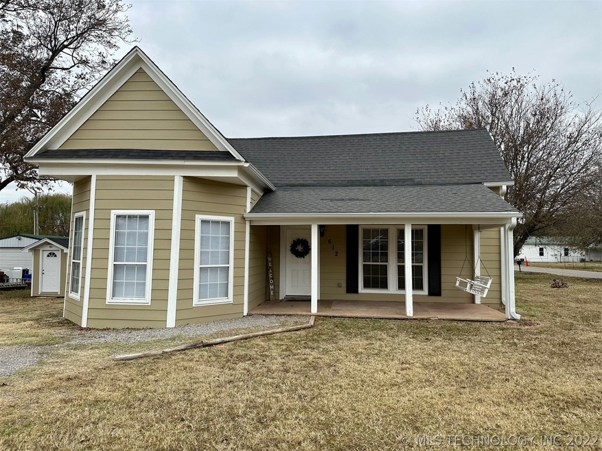 612 E Tahlequah Ave, Sulphur, OK 73086 - photo 1