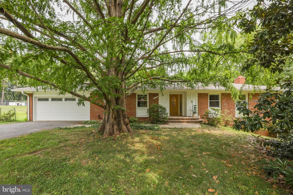 3116 Winifred Dr, Burtonsville, MD 20866 - photo 1