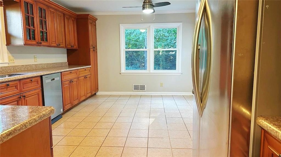 For Rent $2,800/month • Co-Listing Agent