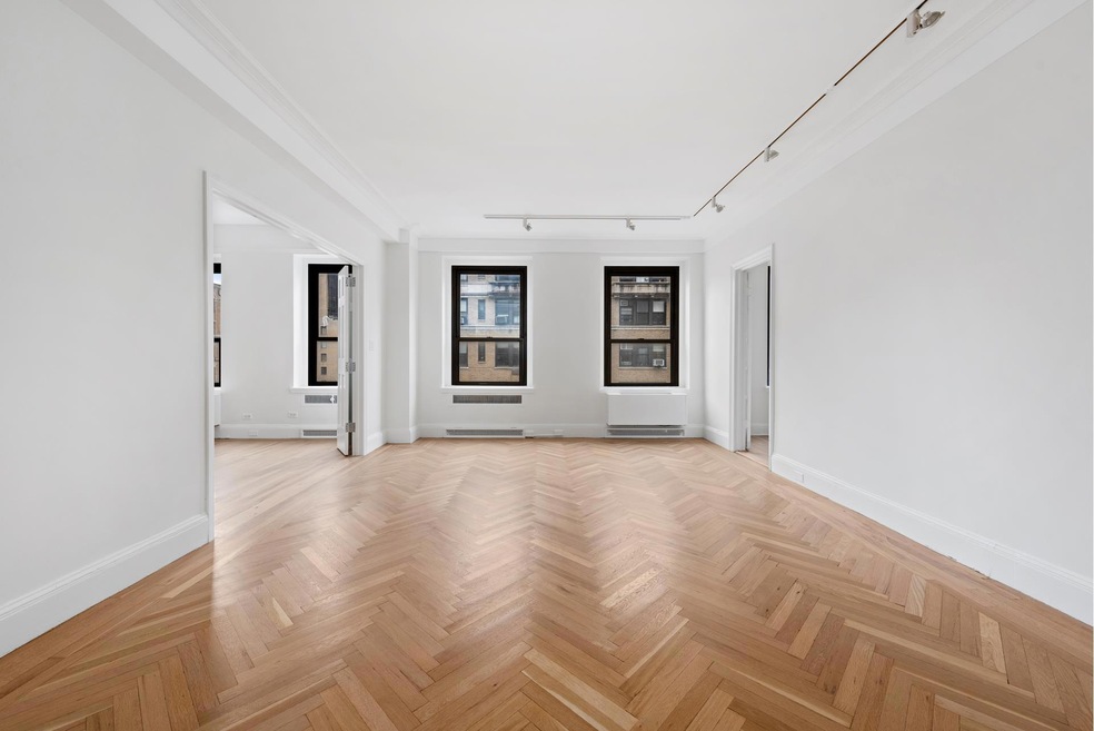 49 E 86th St unit 12B, New York, NY 10028 - photo 1