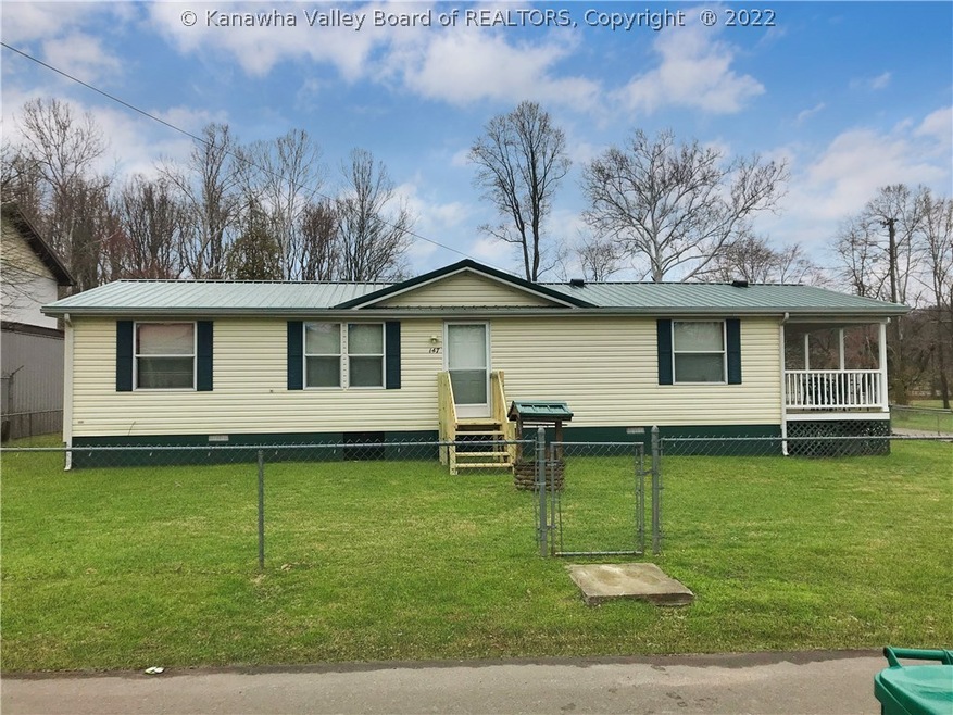 147 Hamon Dr, Scott Depot, WV 25560 - photo 1