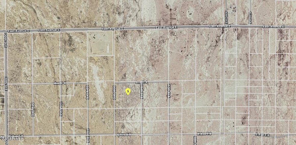 0 Ave E-4 unit E4 25006225, Lancaster, CA 93536 - photo 1