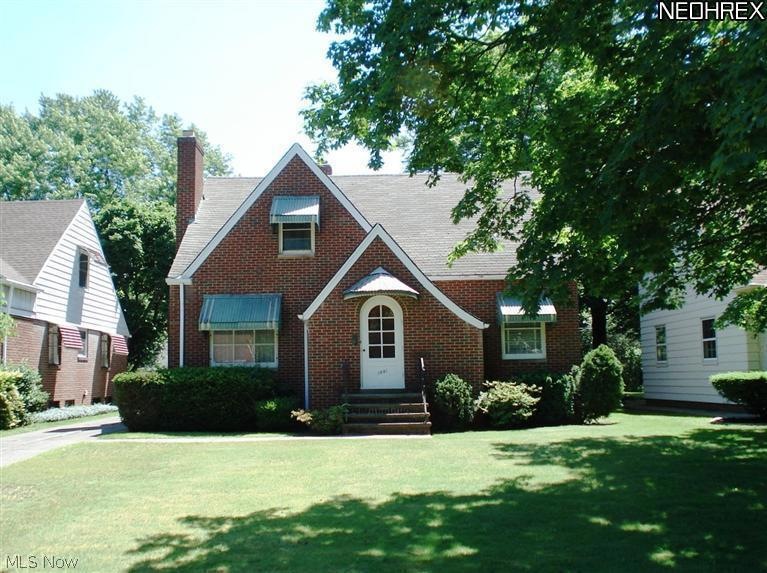 1991 E 221st St, Euclid, OH 44117 - photo 1