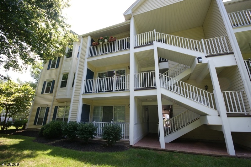 37 Amethyst Way, Franklin Park, NJ 08823 - photo 1