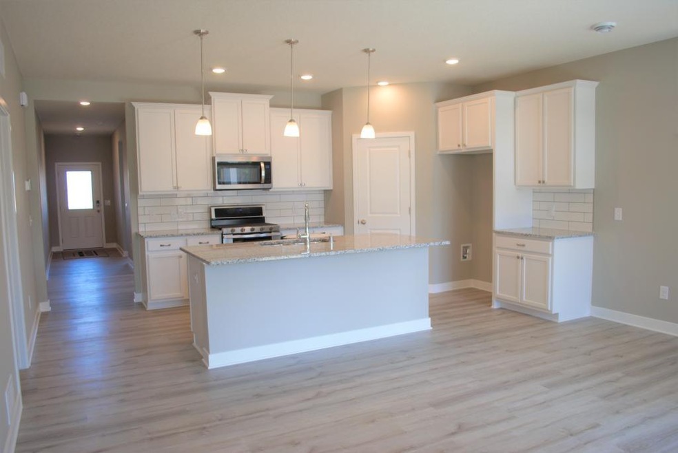 A kitchen built to perform! Equipped with stainles