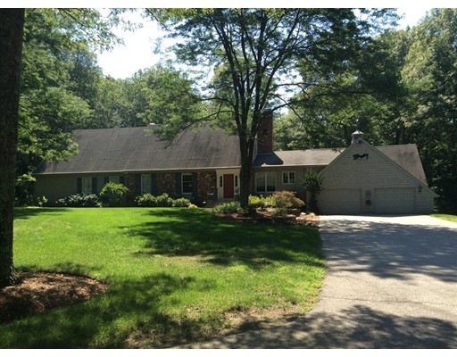 442 Blackstone St, Uxbridge, MA 01569 - photo 1