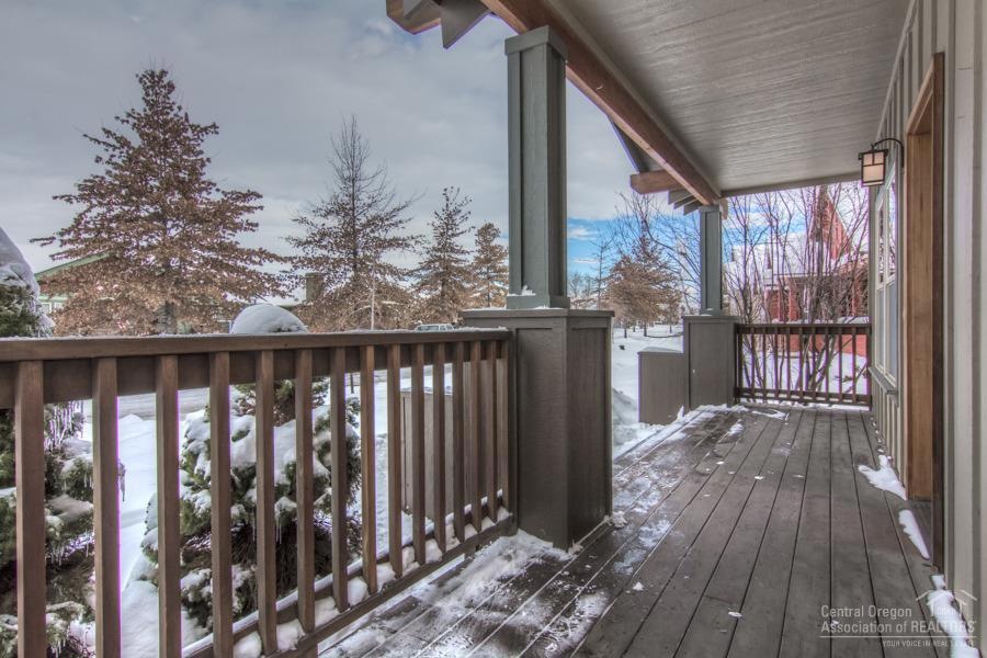 1814 NW Jackpine Ave, Redmond, OR 97756 - photo 1