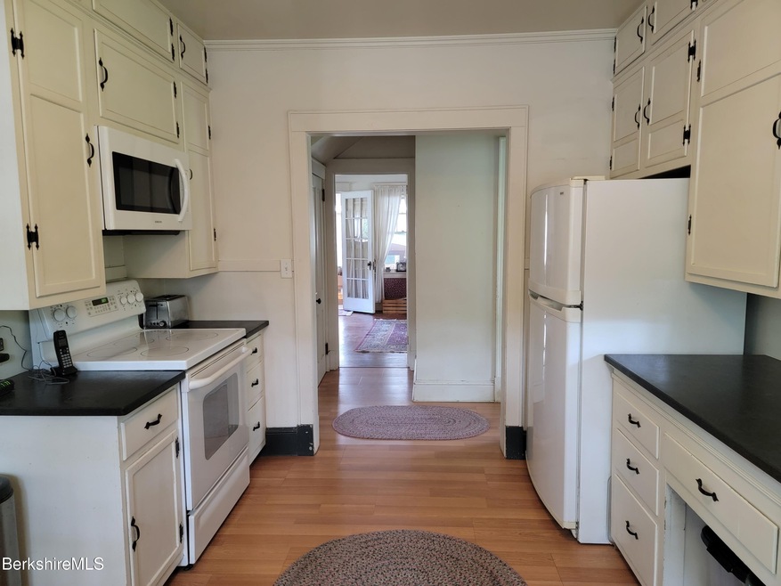 1531 Main Rd, Stamford, VT 05352 - photo 1