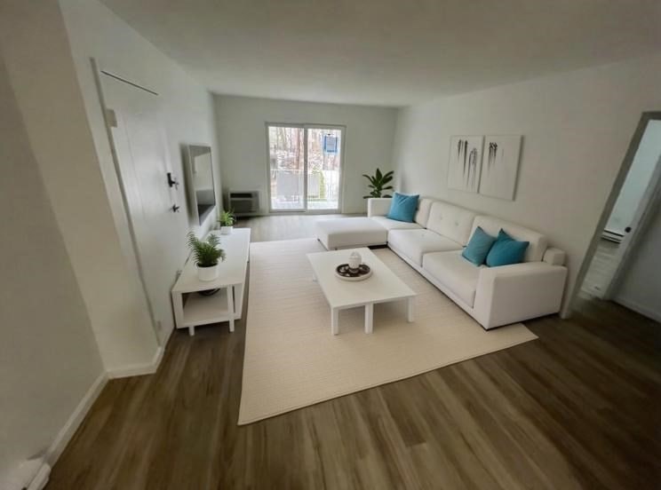 For Rent $2,400/month