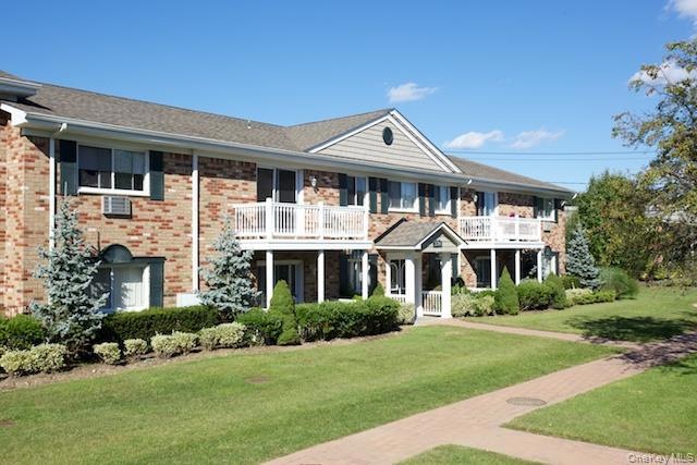 226 Lakeland Ave unit G2, Sayville, NY 11782 - photo 1