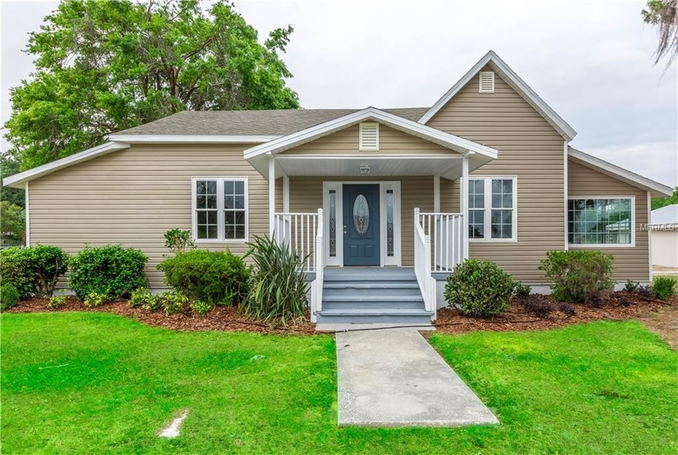 616 S Perry Ave, Fort Meade, FL 33841 - photo 1