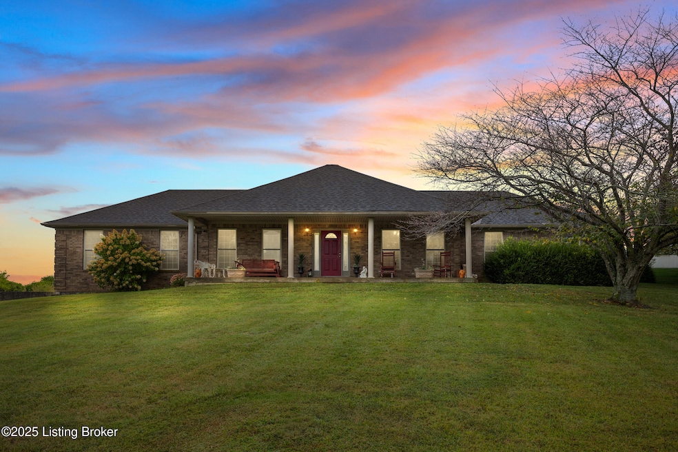 Pending $680,000 • Co-Listing Agent