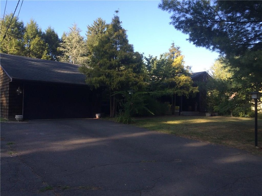 62 Cederwood Rd, Berlin, CT 06037 - photo 1