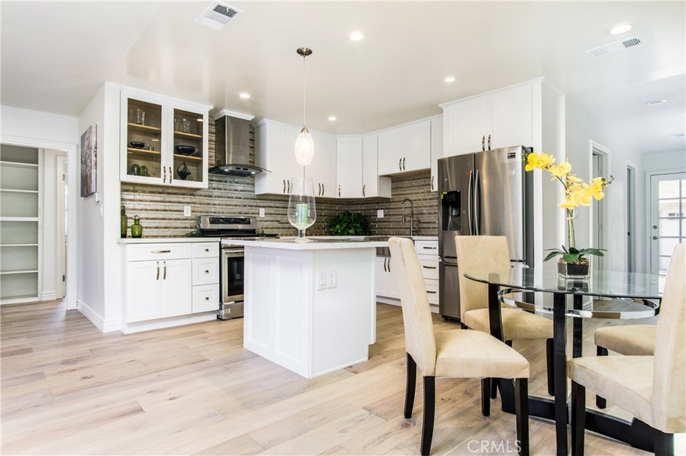 22020 Galvez St, Woodland Hills, CA 91364 - photo 1