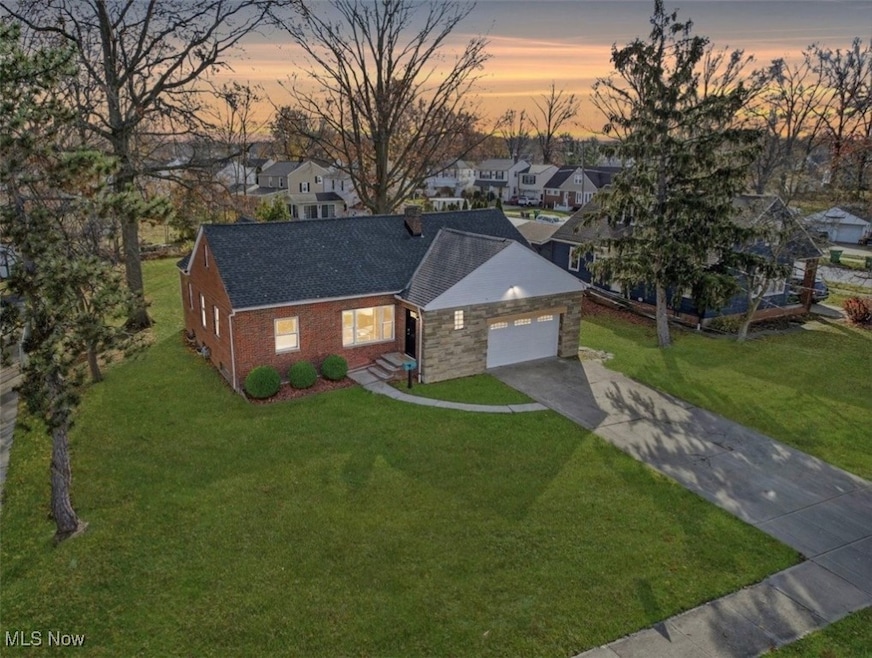 30704 Willowick Dr, Willowick, OH 44095 - photo 1