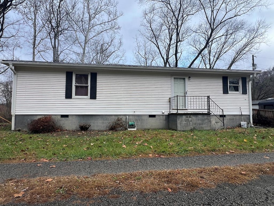 184 A & E Music Rd, Prestonsburg, KY 41653 - photo 1